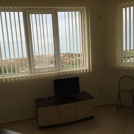 Sea Sunrise Apartment