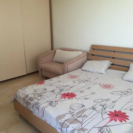Sea Sunrise Apartment